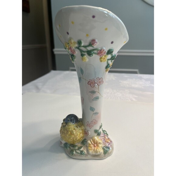 A Birds Flight Goldfinch Floral Iridescent Ceramic Vase - Picture 9 of 14